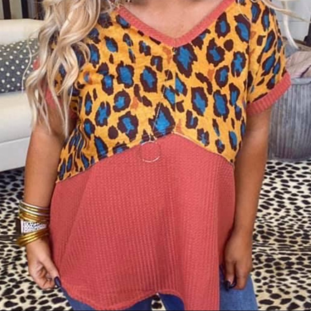 Dark Coral with mustard leopard shirt NWT